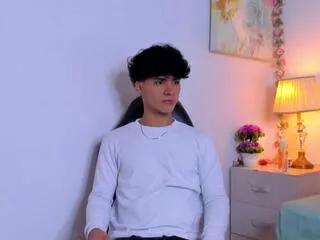 Daniel_deluxe from Flirt4Free