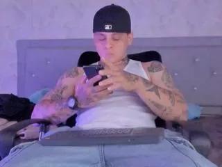dennis_munera from Flirt4Free