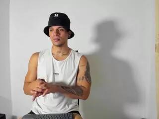 derek_rossetti from Flirt4Free is Freechat