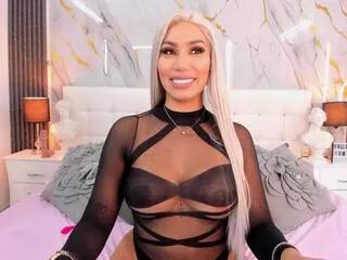 emily_leah from Flirt4Free is Freechat