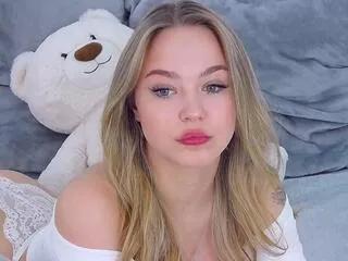 eva_mendens from Flirt4Free is Away