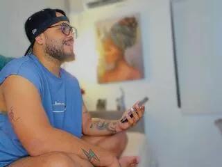 harris_morrison from Flirt4Free is Freechat