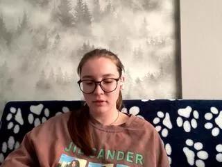 idella_suppa from Flirt4Free is Freechat