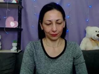 lilu_bitter from Flirt4Free