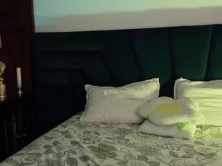 lola_berry from Flirt4Free