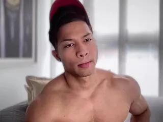 Luke_wayne from Flirt4Free