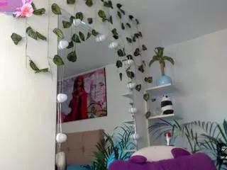 madiisonn from Flirt4Free is Freechat