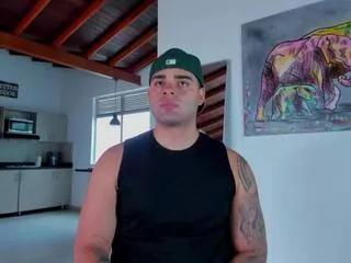 Markus_tayler from Flirt4Free