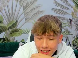 matthew_bieber from Flirt4Free