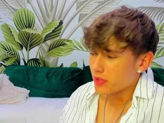 matthew_bieber from Flirt4Free