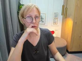 paris_beautiful from Flirt4Free is Away