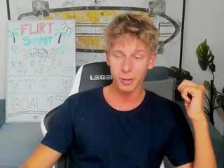remy_levine from Flirt4Free is Freechat