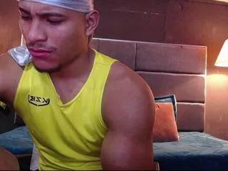 teddy_fit from Flirt4Free