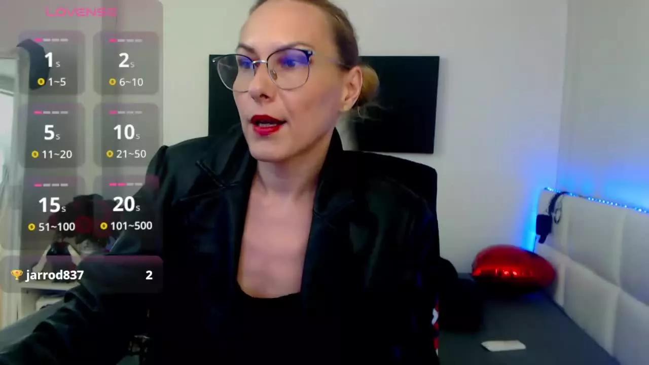 EvelynQueen from Streamray