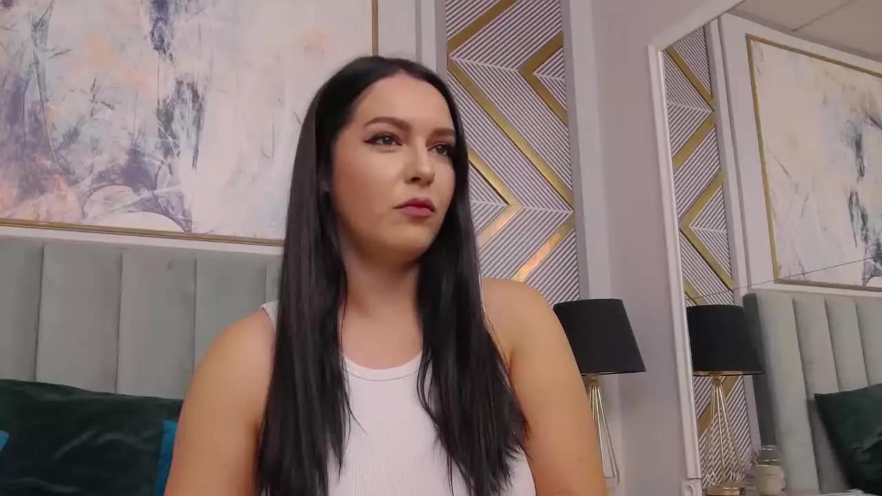 JennifferGray from Streamray