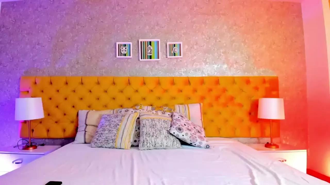 SaraWolff from Streamray