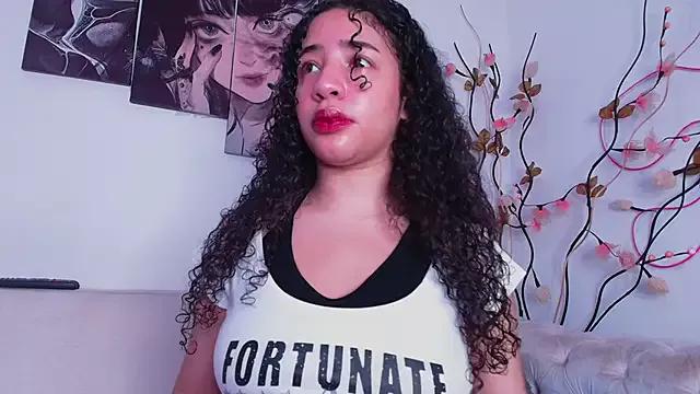 Aillyn_Moonlight from StripChat
