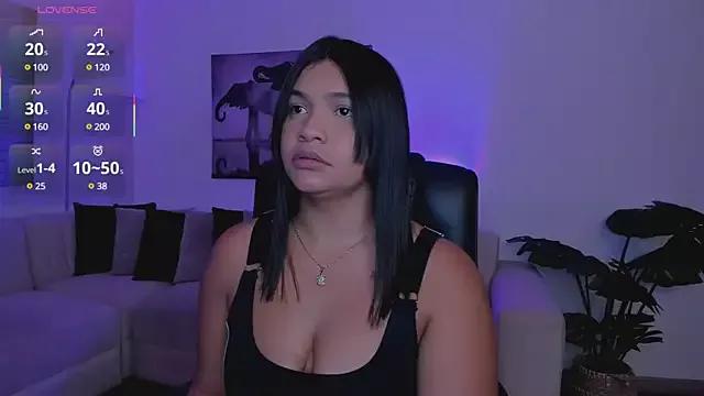 Alaia7h from StripChat