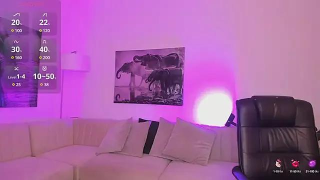 Alaia7h from StripChat