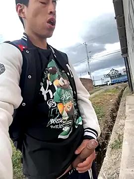 Alexander9827 from StripChat is Freechat