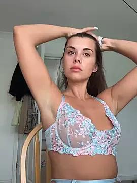 AlitaNova from StripChat