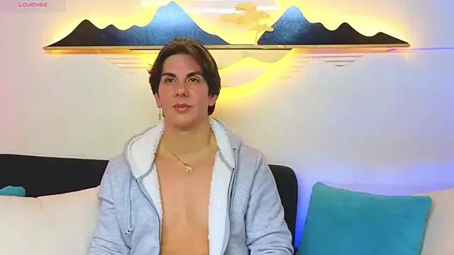 Almiboys from StripChat