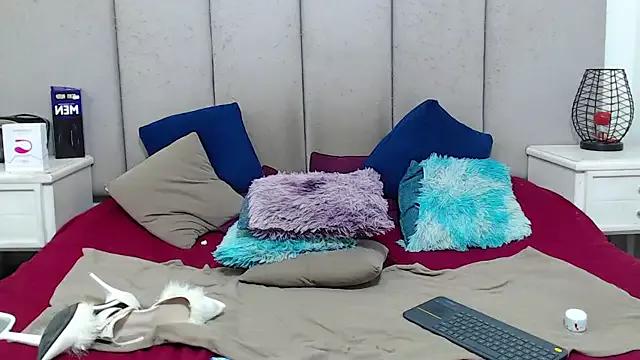 AmbarJacksonn_ from StripChat