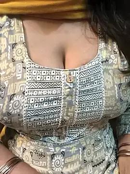 Anamika_Kapoor from StripChat