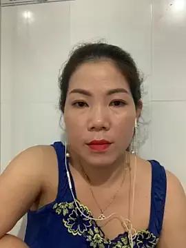 Baby-bigtits from StripChat