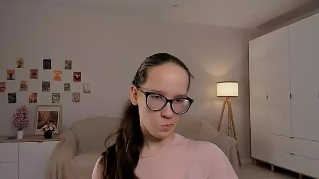 BettyBrowni from StripChat