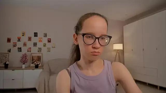 BettyBrowni from StripChat