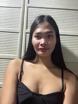 BlessieHugecock from StripChat