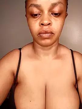 boobsnipplian from StripChat