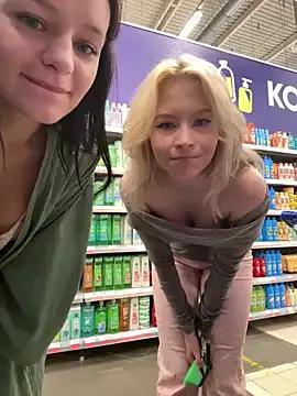 Cum_girlss from StripChat is Freechat