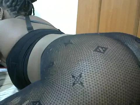 Doctor_deee from StripChat