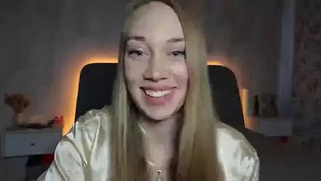 Engel_13 from StripChat