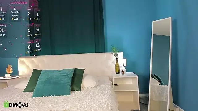 Eva__Lewis from StripChat is Freechat