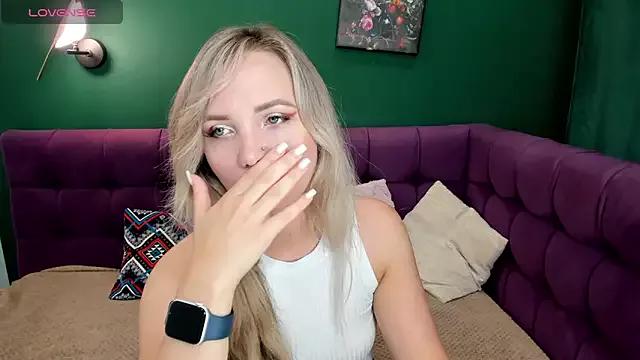 EvaMoran from StripChat