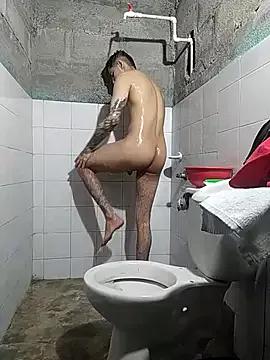 Giannis090 from StripChat