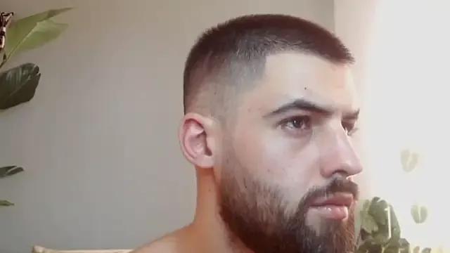 HairyRobxxx from StripChat is Freechat