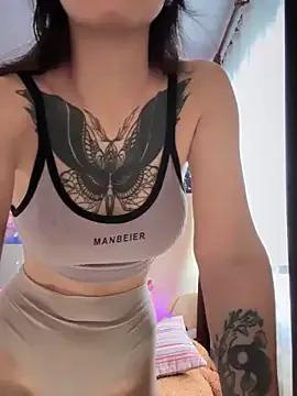Heart_Ass from StripChat