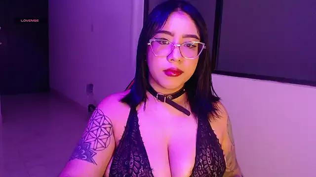 Hell_Girll_ from StripChat