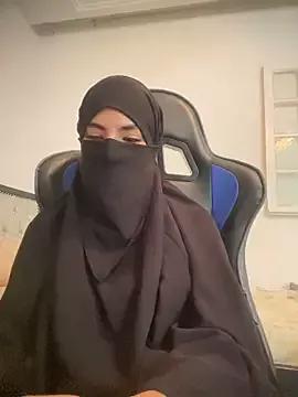 Hijabi_HotGirls from StripChat is Freechat