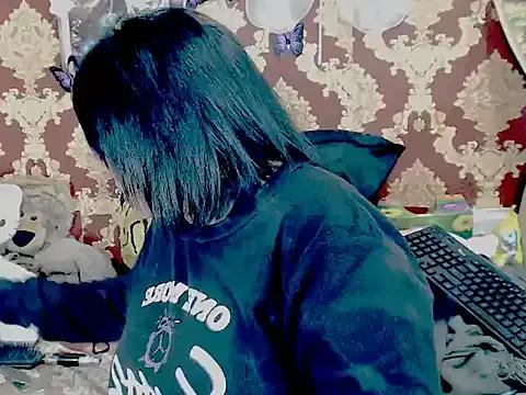 Indiancatz2 from StripChat