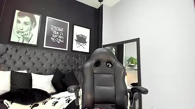 kitty_collins_ from StripChat