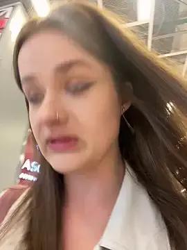 KittyQueeny from StripChat
