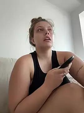 Krystal_Tx from StripChat is Freechat