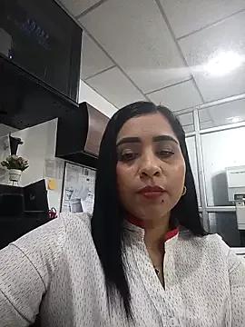 L_ucero from StripChat