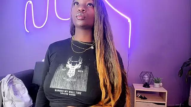 lanna_bx from StripChat