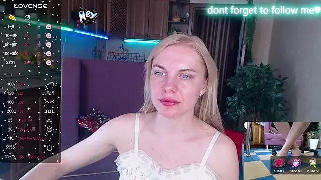 LiSinDoll from StripChat
